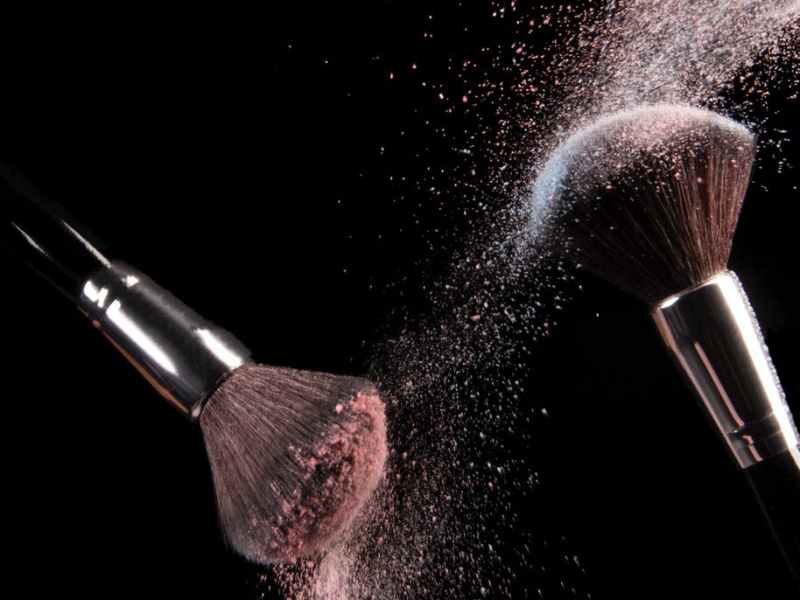 Séance de maquillage MAC offerte